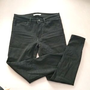 Black Skinny Jeans